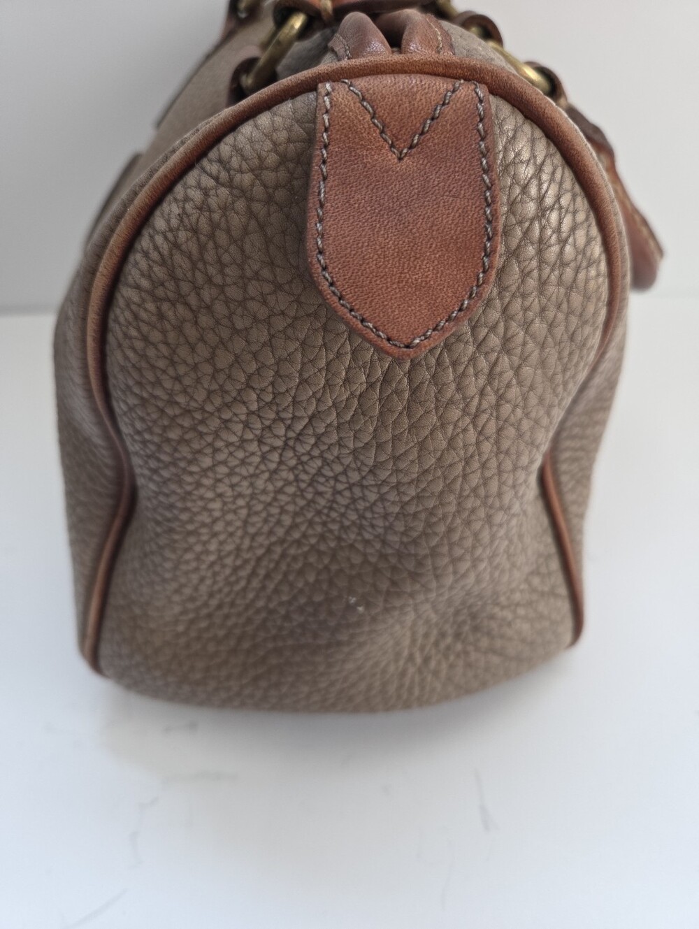 Vintage Dooney and Bourke Barrel Satchel Pebbled All-Weather Leather Bag - Picture 3 of 12